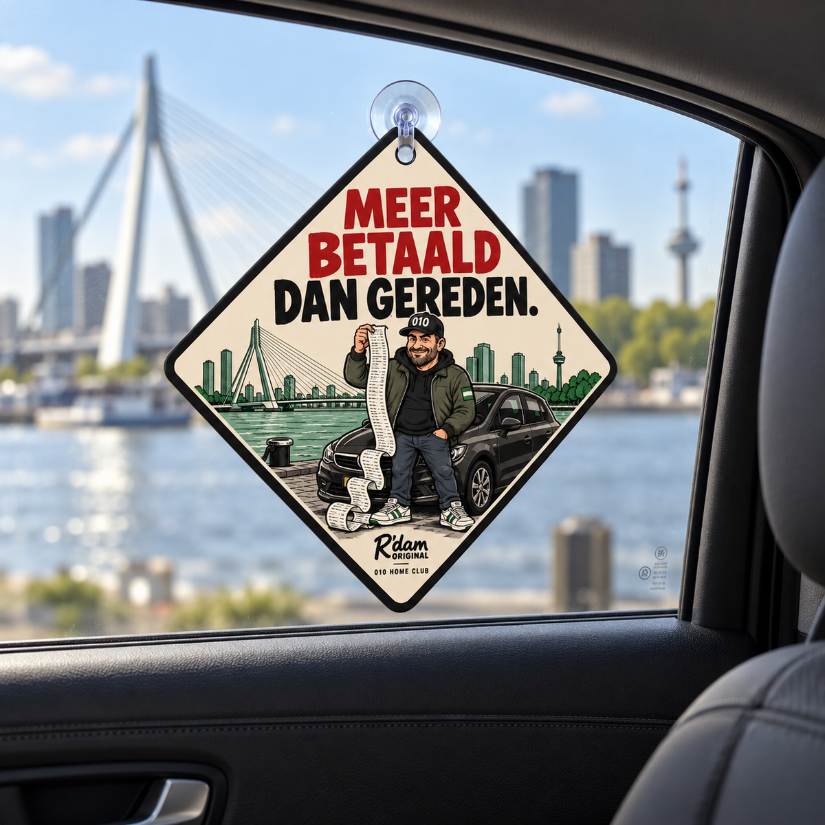 Autohanger Meer betaald dan gereden aan achterste passagiersruit
