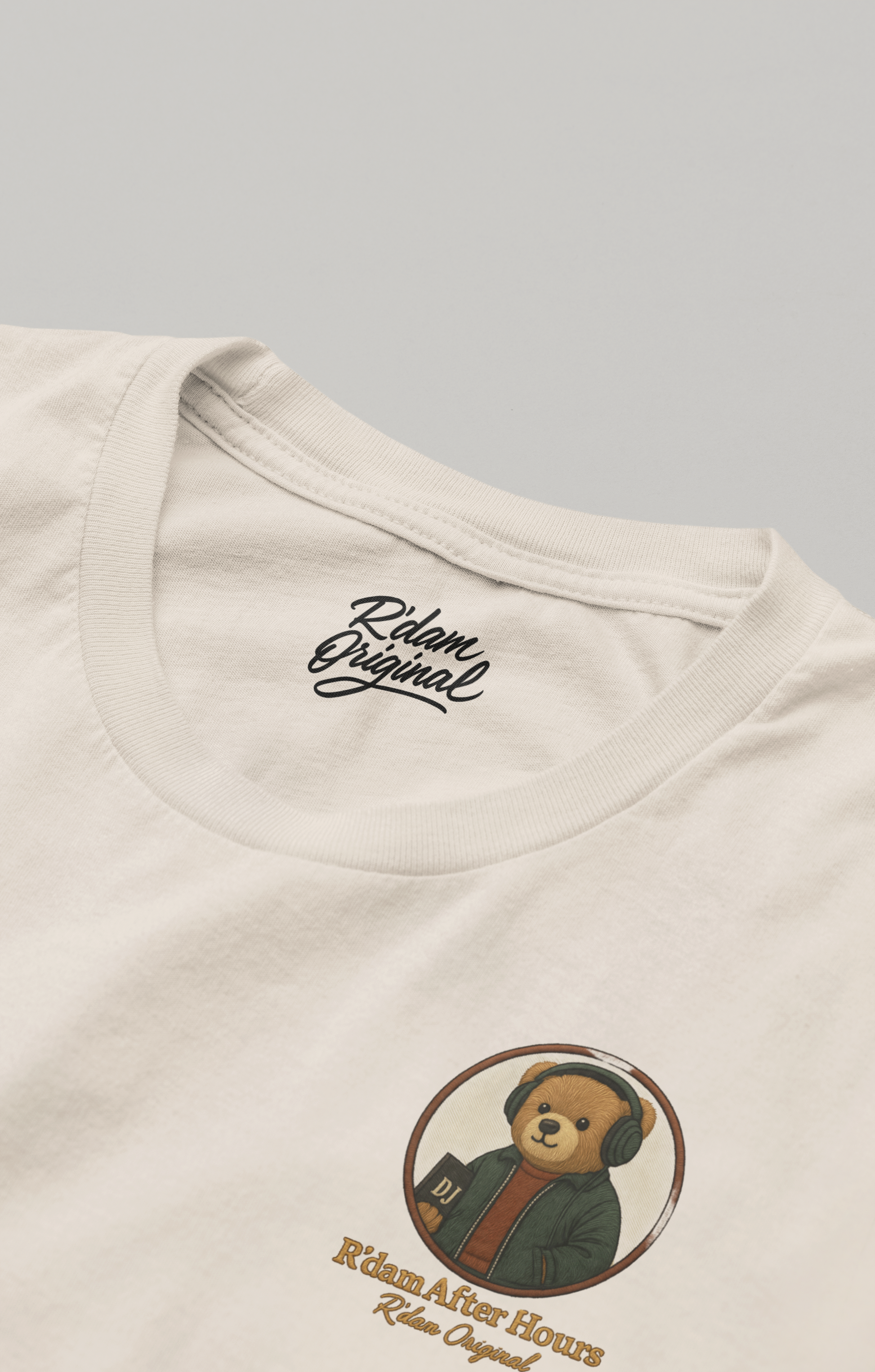 Beige t-shirt met R’dam Original print – After Hours collectie