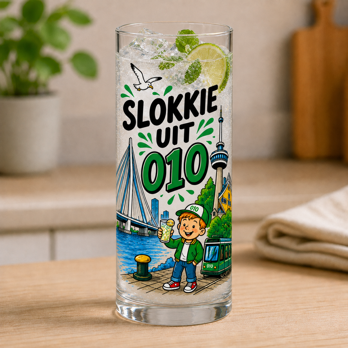 Thuis is 010 longdrinkglas Slokkie uit 010 met Rotterdamse illustratie