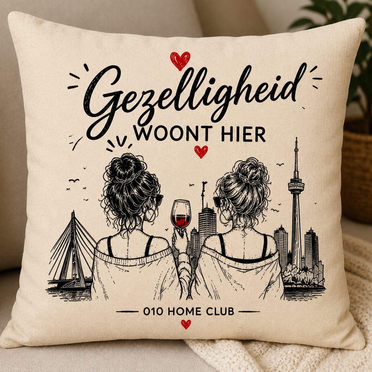 Wijffies Club kussen Gezelligheid woont hier – Naturel, katoen 50x50 cm inclusief vulling
